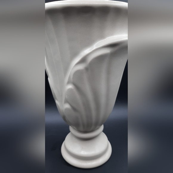 Haeger Pottery Vase Petal 708 Ivory Creamware Glaze Original Label Vintage - Picture 5 of 9